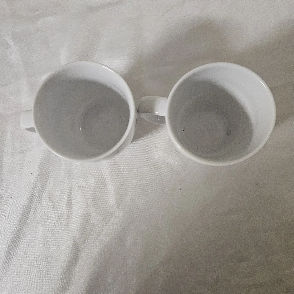 Crate & Barrel Jingle Elf mini mug set